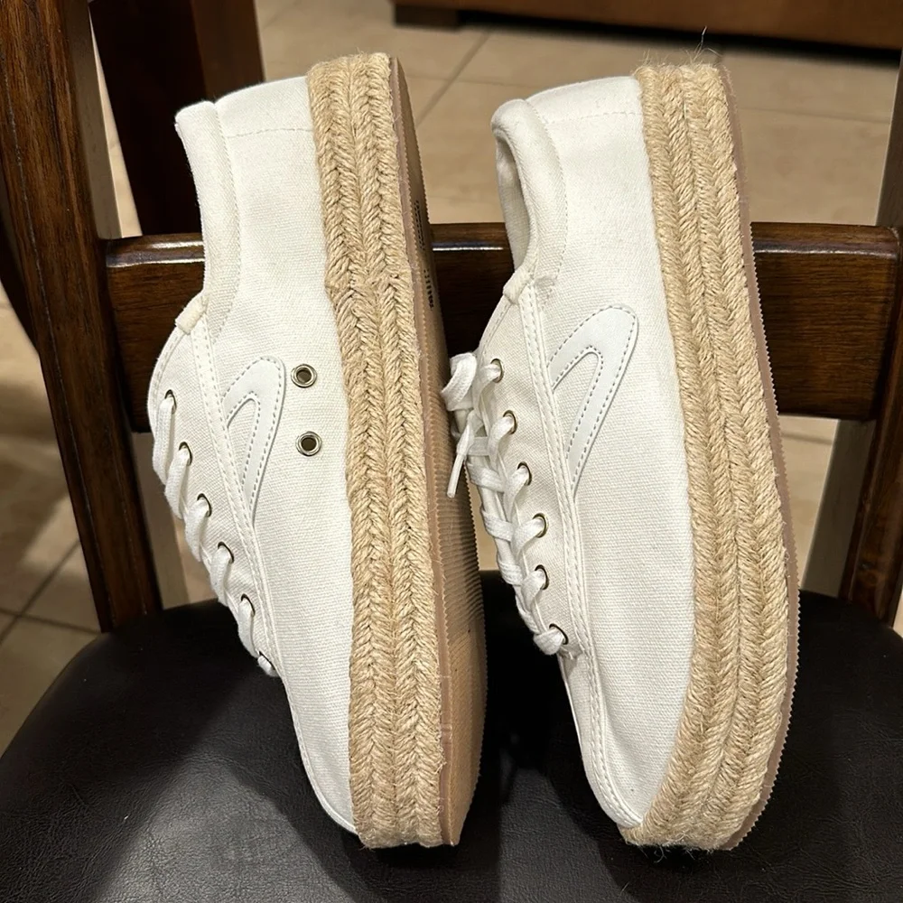 Tretorn Nylight Plus Espatrilles for Women White Size 11 like New Platforms